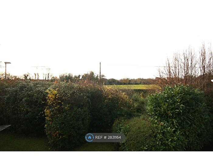 1 Bedroom Flat To Rent In Little Greencroft, Chesham, HP5