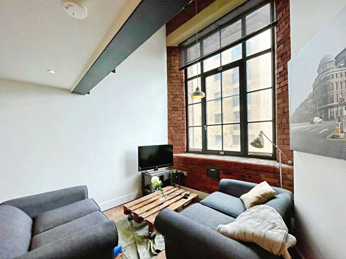 1 Bedroom Flat To Rent In Crispin Lofts, New York Road, Leeds, West Yorkshire, LS2