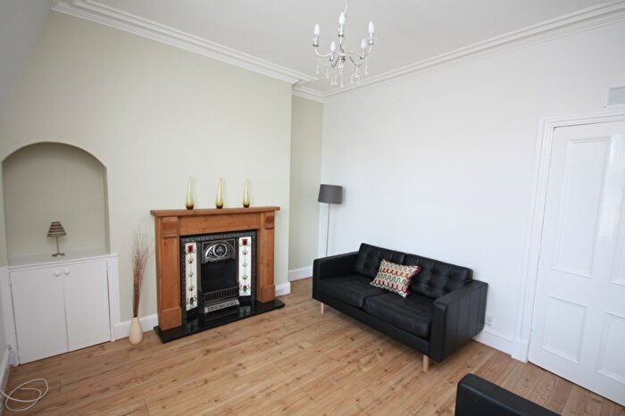 1 Bedroom Flat To Rent In Fonthill Road, Aberdeen, AB11