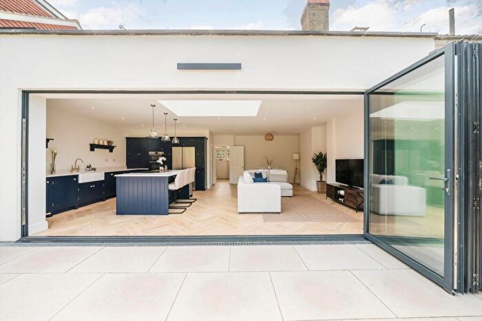 4 Bedroom Semi-Detached House For Sale In The Byeways, Surbiton, KT5