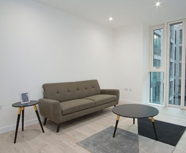 1 Bedroom Flat To Rent In Woodberry Down, London, N4