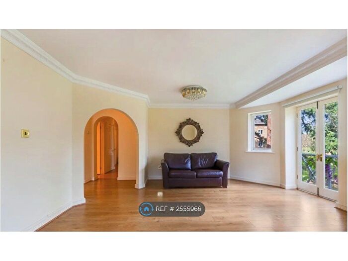 2 Bedroom Flat To Rent In Trematon Place, Teddington, TW11