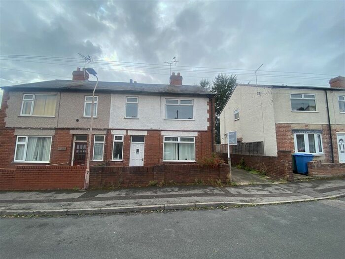 3 Bedroom Semi-Detached House To Rent In King Street, Mansfield Woodhouse, Mansfield, NG19