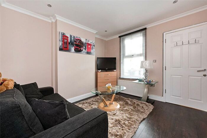 2 Bedroom Terraced House To Rent In Stanley Road, Croydon, CR0