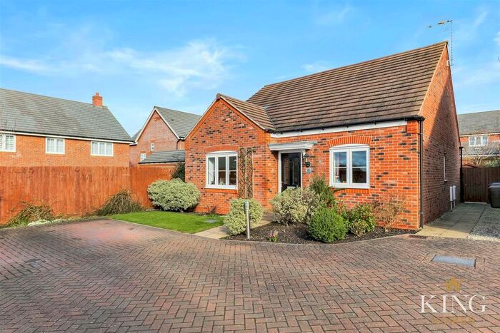 3 Bedroom Bungalow For Sale In Ross Crescent, Inkberrow, Worcester, WR7