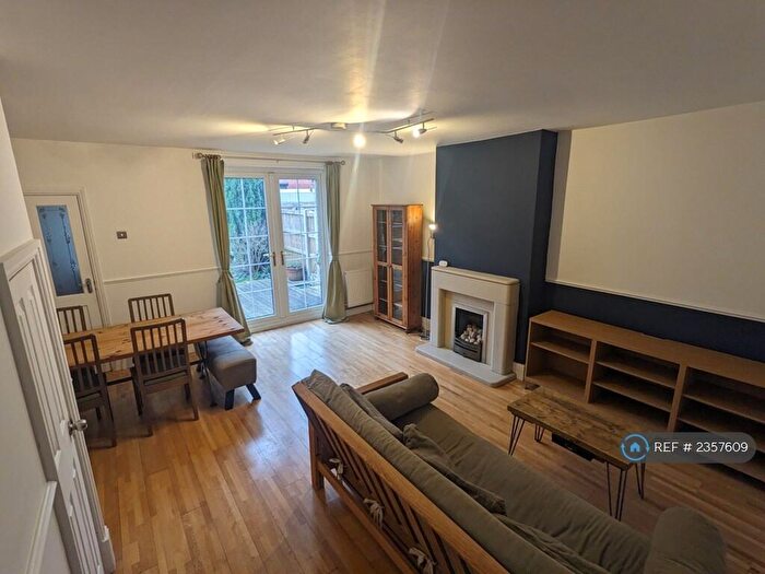 3 Bedroom Terraced House To Rent In Manson Avenue, Manchester, M15