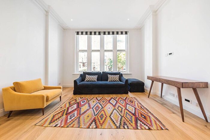 1 Bedroom Flat To Rent In Bolton Gardens, Earls Court, London, SW5