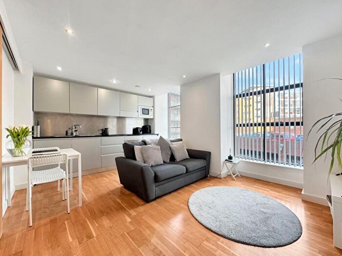 1 Bedroom Apartment To Rent In Roberts Wharf, East Street, Leeds City Centre, LS9