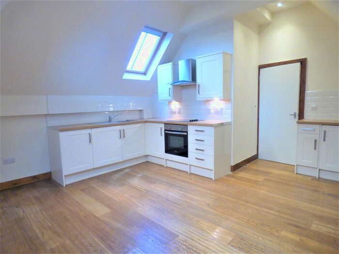 1 Bedroom Flat To Rent In Sidney House, Hassett Road, London, E9
