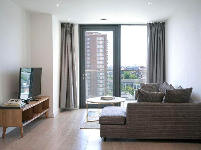 2 Bedroom Apartment To Rent In Apartment, Carriage House, City North Place, London, N4