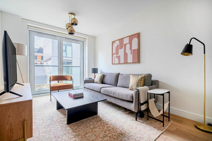 2 Bedroom Flat To Rent In Old Street, EC2A