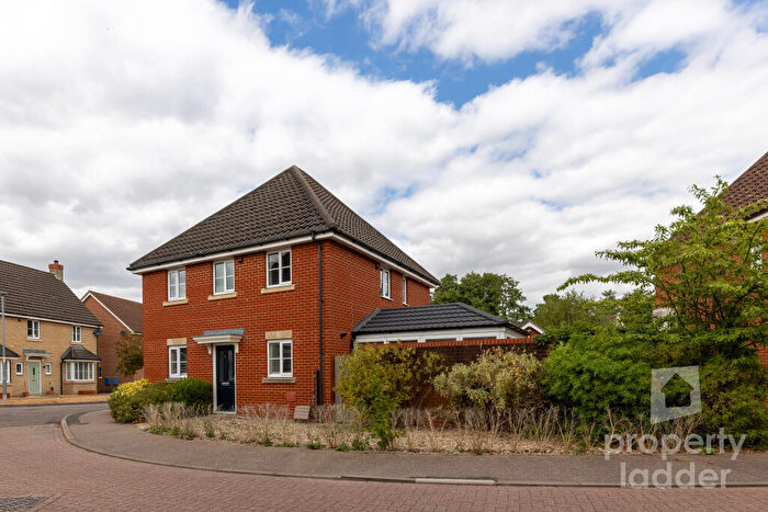 3 Bedroom Detached House For Sale In Coltsfoot Road, Horsford, Norfolk, NR10