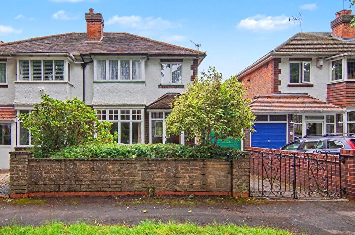 3 Bedroom Semi-Detached House For Sale In Smirrells Road, Birmingham, B28