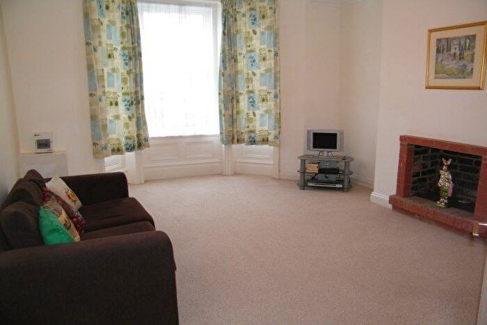 1 Bedroom Flat To Rent In Westby Road, Bournemouth, BH5