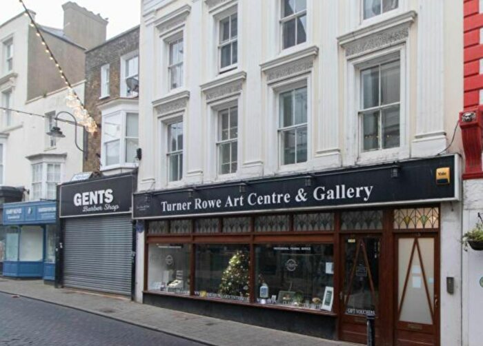 3 Bedroom Flat To Rent In Harbour Street, Ramsgate, CT11