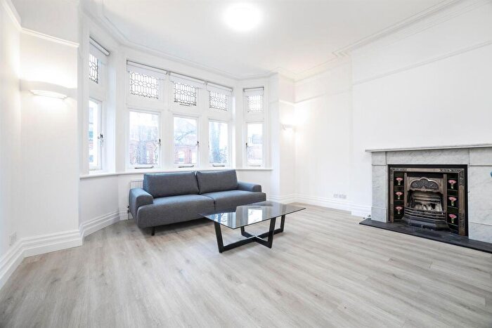 1 Bedroom Flat To Rent In Frognal Hampstead, NW3