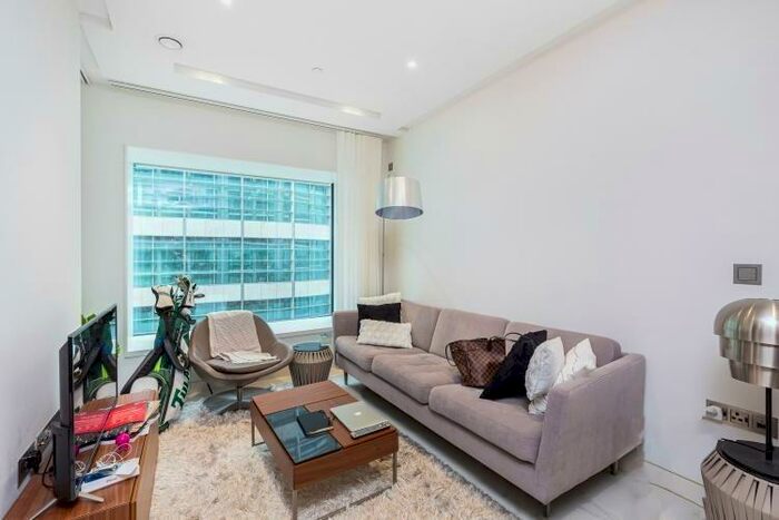 1 Bedroom Apartment To Rent In Sugar Quay Water Lane London, EC3R