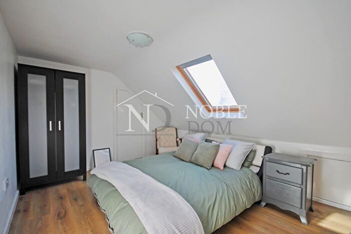 2 Bedroom Maisonette To Rent In Conway Road, Hounslow, TW4