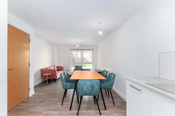 3 Bedroom Town House To Rent In Pelham Street - The Blockhouse, BN1