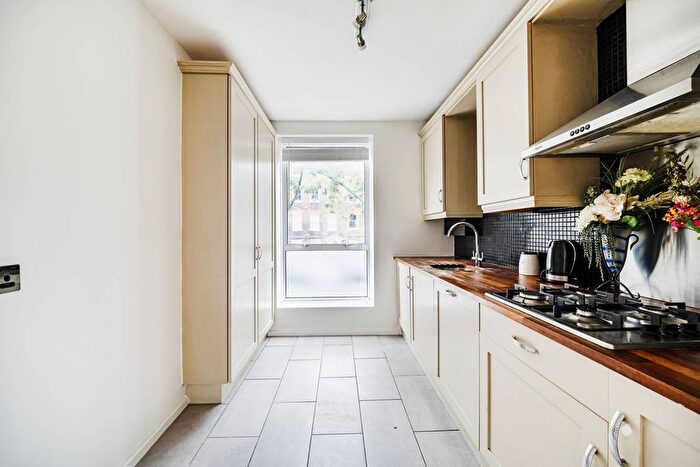 1 Bedroom Flat For Sale In Camden Walk, Angel, London, N1