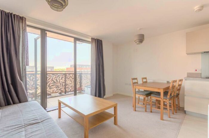 1 Bedroom Flat To Rent In Maddison Court, Canning Town, London, E16