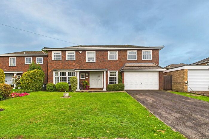 4 Bedroom Detached House For Sale In Cannock Close, Maidenhead, Berkshire, SL6