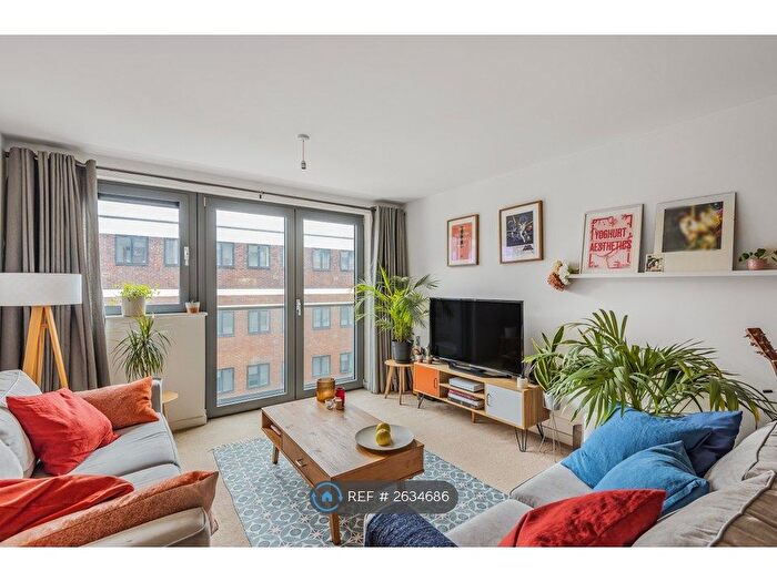 1 Bedroom Flat To Rent In Biggerstaff Road, London, E15