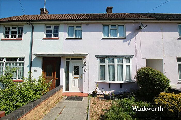 2 Bedroom Terraced House For Sale In Knebworth Path, Borehamwood, Hertfordshire, WD6