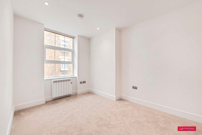 1 Bedroom Flat To Rent In Penfold Street, London, NW1