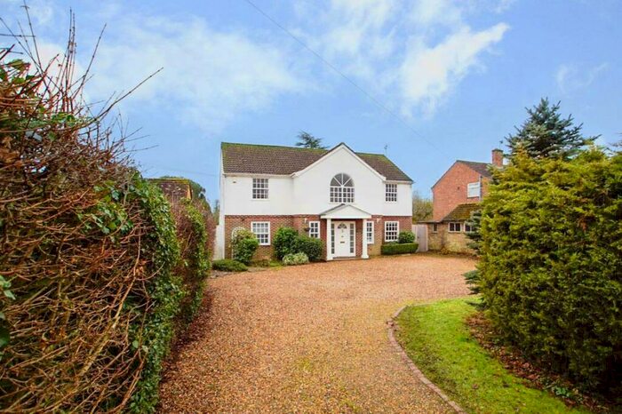 4 Bedroom Detached House To Rent In Chapel Lane, Letty Green, Hertford, SG14