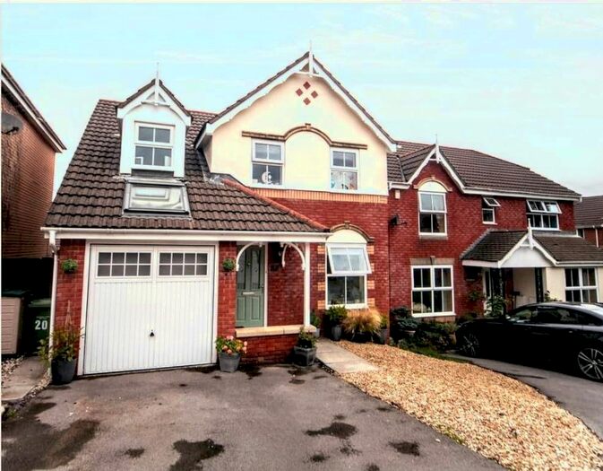 3 Bedroom Detached House To Rent In Oaklands, Miskin, Pontyclun, CF72