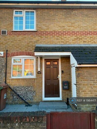 2 Bedroom Terraced House To Rent In Grays, Grays, RM17