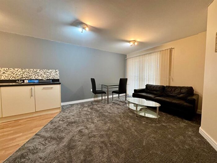 1 Bedroom Apartment To Rent In Overstone Court, Cardiff Bay, CF10