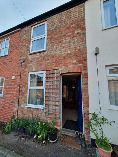 2 Bedroom Terraced House To Rent In Green Place, Oxford, OX1