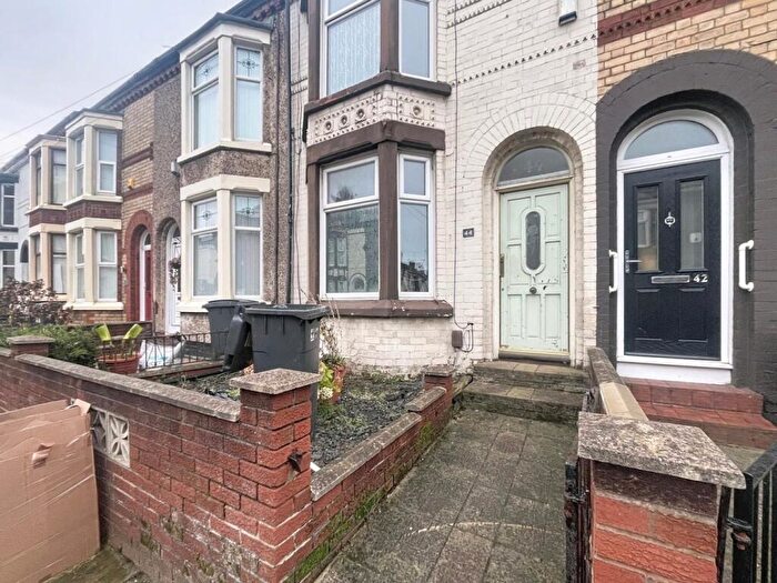 2 Bedroom Semi-Detached House For Sale In Beatrice Street, Bootle, Merseyside, L20