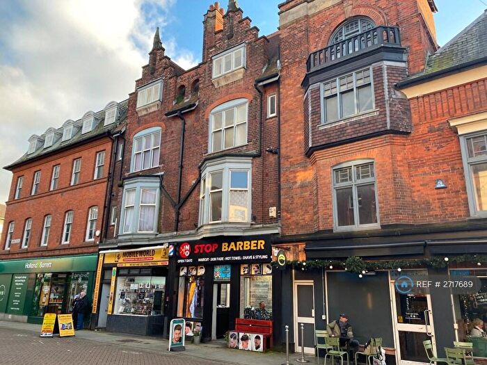3 Bedroom Flat To Rent In Market Place, Melton Mowbray, LE13