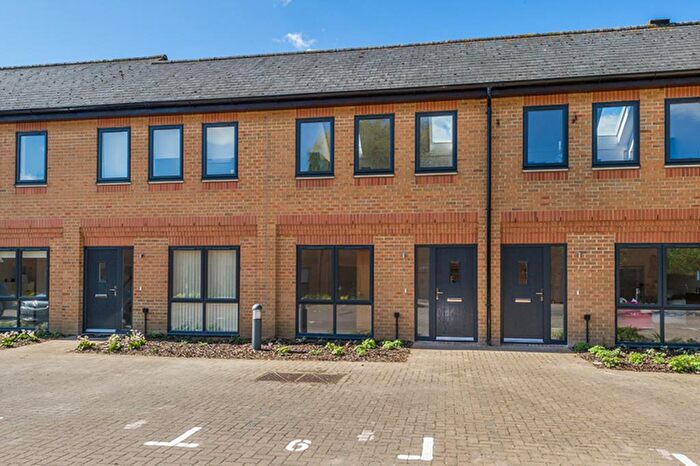 1 Bedroom Maisonette To Rent In Lakesmere Close, Kidlington, Oxfordshire, OX5
