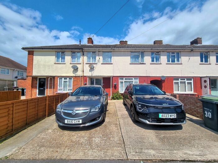 3 Bedroom Property To Rent In Cameron Close, Gosport, PO13