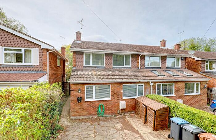 4 Bedroom Semi-Detached House To Rent In Hunsdon Road, Widford, SG12