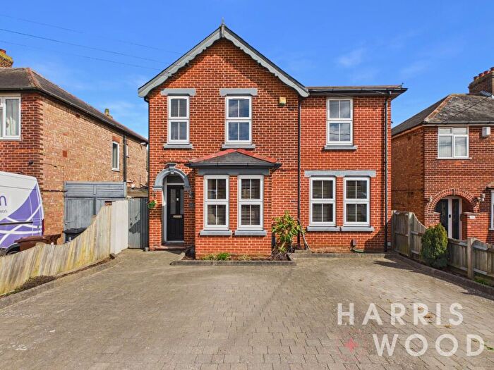 4 Bedroom Detached House For Sale In Rowhedge Road, Colchester, Essex, CO2