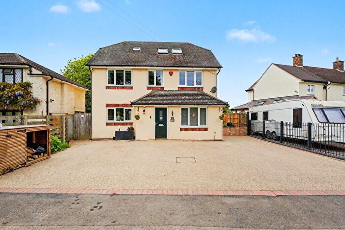 5 Bedroom Detached House For Sale In Stanford Road, Southill, Biggleswade, SG18