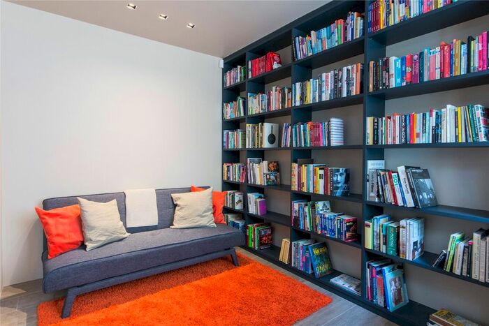 1 Bedroom Terraced House To Rent In Pottery Lane, London, W11
