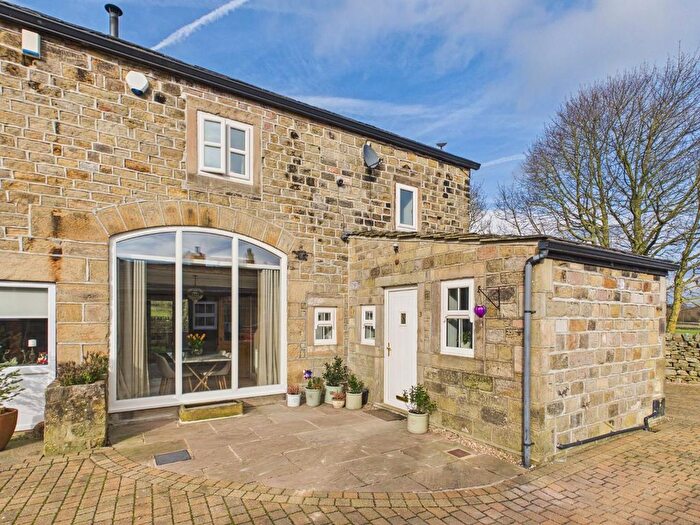 3 Bedroom Property For Sale In Sanctuary Way, Eldwick, Bingley, BD16