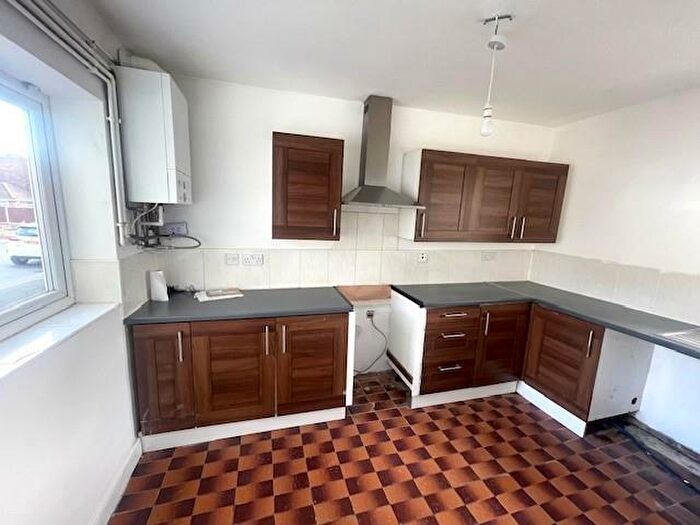 2 Bedroom End Of Terrace House For Sale In Barker Street, Huthwaite, NG17