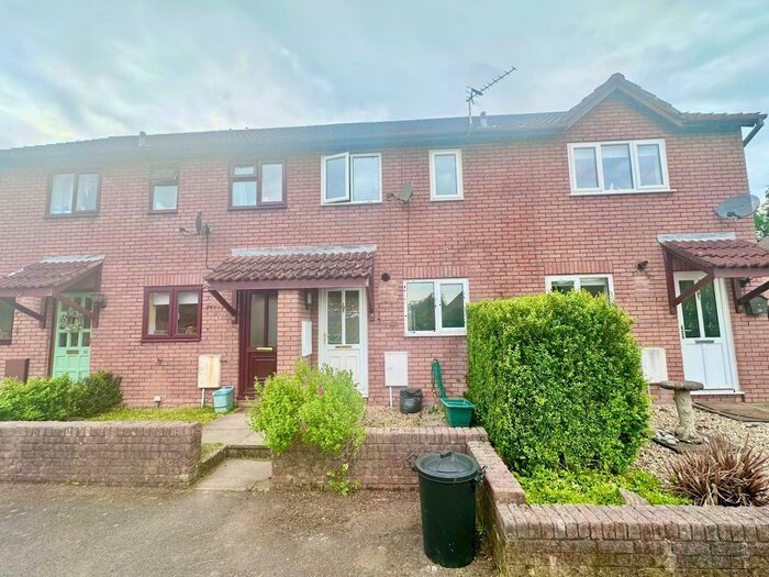 2 Bedroom Terraced House To Rent In Laurel Drive, Penperlleni, Pontypool, NP4