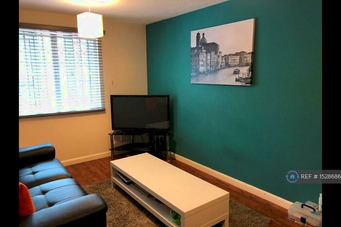 6 Bedroom Terraced House To Rent In Gadd Street, Nottingham, NG7