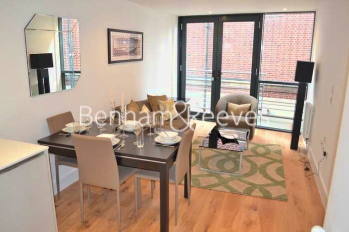 1 Bedroom Apartment To Rent In Sandal House, Richmond, TW10