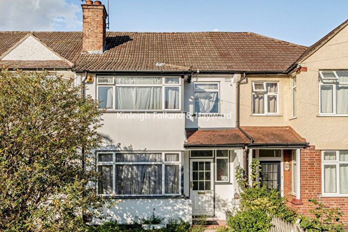 3 Bedroom Detached House For Sale In Queen Anne Avenue, Bromley, BR2