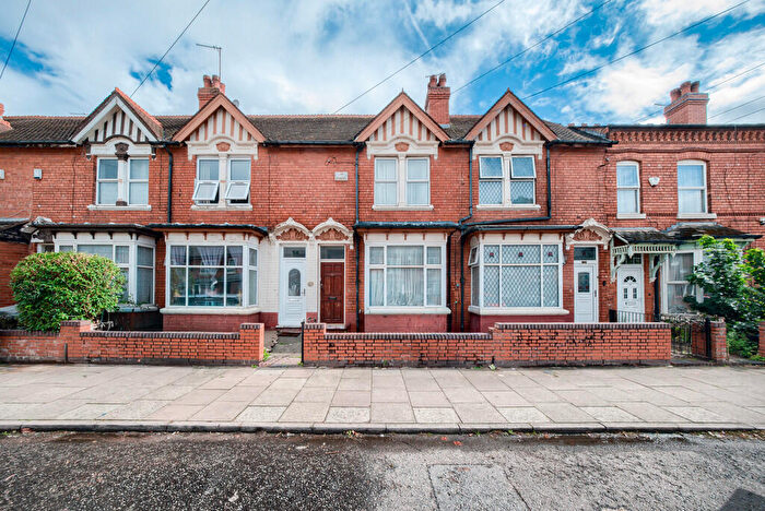 3 Bedroom Terraced House For Sale In Eastwood Road, Balsall Heath, B12
