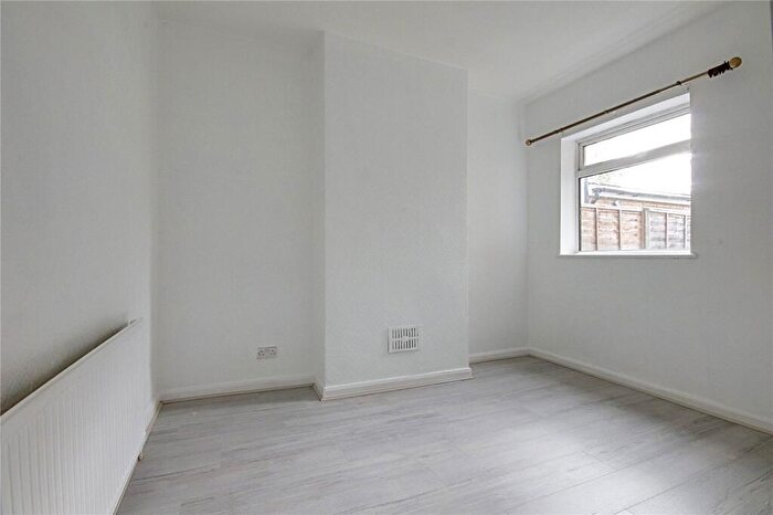 3 Bedroom Terraced House For Sale In St. Stephens Road, Enfield, EN3